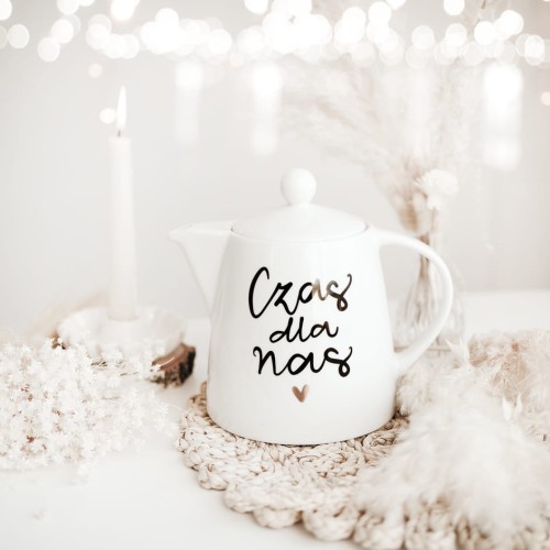 Biały dzbanek porcelanowy 1 litra - motyw złotego serca z napisem Czas dla nas dla pary na rocznicę