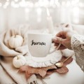 Kubek 300 ml - Jesieniara ZŁOTE SERCE Eleganckie opakowanie prezentowe kubka porcelanowego ze złotym sercem Nadzwyczajnie.pl — Jesieniara