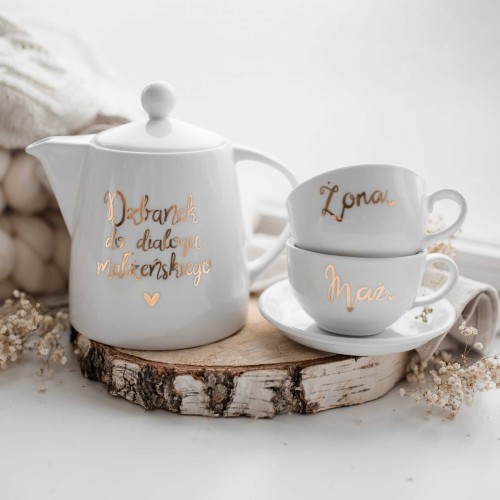 Zestaw - Dzbanek do dialogu 1 litr, 2 filiżanki 250 ml ze spodkami żona mąż ZŁOTY NAPIS