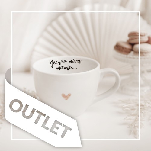 Biały kubek porcelanowy Nadzwyczajnie.pl ze złotym zdobieniem i napisem Jedyną miarą miłości OUTLET — 500 ml