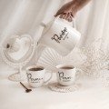 Zestaw porcelanowy z personalizacją biały dzbanek 1 litra + 2 białe kubki porcelanowe 300 ml - motyw pan i pani z twoim nazwiskiem ze złotym sercem na każdą okazję dla pary Zestaw porcelanowy ze złotym sercem Dzbanek 1 litr - Państwo, kubki 300 ml x2 Pan Pani z Twoim nazwiskiem