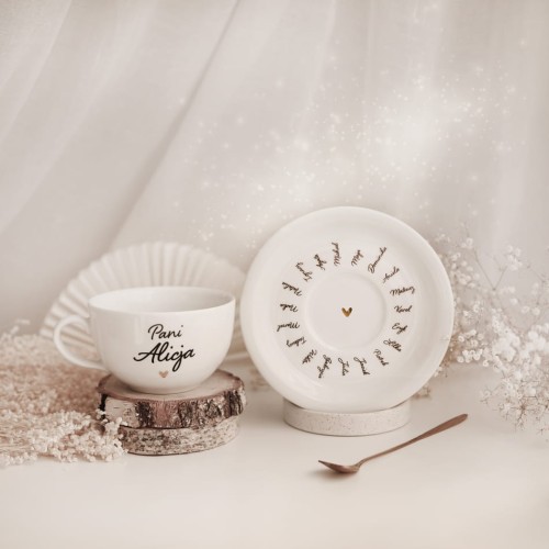Biała Filiżanka Porcelanowa z Personalizacją 350 ml - Imiona Dzieci dla Nauczycielki na Każdą Okazję