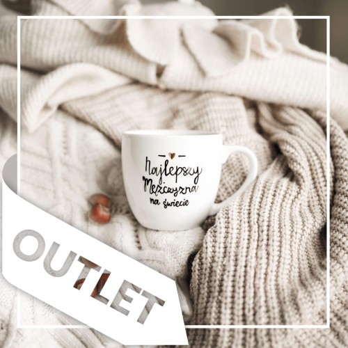 Biały kubek porcelanowy Nadzwyczajnie.pl ze złotym sercem i napisem Najlepszy mężczyzna na świecie OUTLET — 300 ml