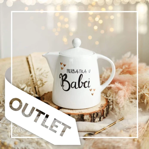 Biały produkt porcelanowy Nadzwyczajnie.pl ze złotym sercem i napisem Dzbanek 1 litr - Herbatka u Babci OUTLET