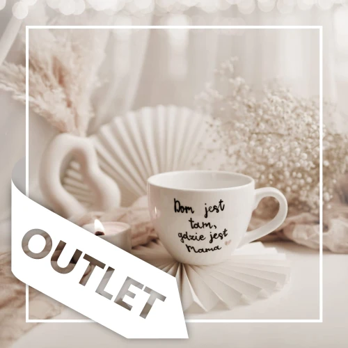 Biały kubek porcelanowy Nadzwyczajnie.pl ze złotym sercem i napisem Dom jest tam, gdzie jest mama OUTLET — 500 ml
