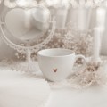 Biały Kubek Porcelanowy 500 ml - Motyw Złotego Serca z Pytaniem Zostaniesz Moją Świadkową na Dnie dla Przyjaciółki na Wieczór Panieński Kubek porcelanowy ze złotym zdobieniem Biały Kubek Porcelanowy 500 ml - Motyw Złotego Serca z Pytaniem Zostaniesz Moją