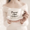 Filiżanka 500 ml ze spodkiem - Mamo jesteś wyjątkowa ZŁOTE SERCE Biały filiżanka porcelanowa Nadzwyczajnie.pl ze złotym sercem i napisem ze spodkiem - Mamo jesteś wyjątkowa — 500 ml