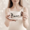 Filiżanka 250 ml ze spodkiem - Mamuś ZŁOTE SERCE Biały filiżanka porcelanowa Nadzwyczajnie.pl ze złotym sercem i napisem ze spodkiem - Mamuś — 250 ml