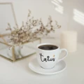 Biała Filiżanka Porcelanowa Espresso ze Spodkiem 100 ml - Tatuś Złote serce Prezent na Dzień Ojca 3P4A0666.webp