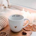 Biały Kubek Porcelanowy 300 ml - Napis Wdech Wydech i Złote Serce dla Miłośników Jogi na Urodziny Eleganckie opakowanie prezentowe kubka porcelanowego ze złotym sercem Nadzwyczajnie.pl — Biały Kubek Porcelanowy 300 ml -
