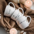 Zestaw 3 kubków świątecznych - zdobione złotem - Baby it's cold outside, Let it snow, Sweater weather Biały zestaw porcelanowy Nadzwyczajnie.pl ze złotym zdobieniem i napisem 3 kubków świątecznych - zdobione złotem - Baby