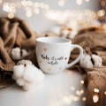 Zestaw 3 kubków świątecznych - zdobione złotem - Baby it's cold outside, Let it snow, Sweater weather Zestaw porcelanowy ze złotym zdobieniem 3 kubków świątecznych - zdobione złotem - Baby it's cold outside, Let it snow,