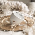 Biały Kubek Porcelanowy 300 ml - Napis Wdech Wydech i Złote Serce dla Miłośników Jogi na Urodziny Biały kubek porcelanowy Nadzwyczajnie.pl ze złotym sercem i napisem Biały Kubek Porcelanowy 300 ml - Napis Wdech Wydech i