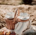 Zestaw filiżanek 250 ml ze spodkami - Mąż Żona ZŁOTE SERCE Biały filiżanka porcelanowa Nadzwyczajnie.pl ze złotym sercem i napisem filiżanek 250 ml ze spodkami - Mąż Żona — 250 ml