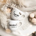 Zestaw 2 białych kubków porcelanowych 300 ml - napis świadek idealny i świadkowa idealna oraz złote serce na ślub dla świadków Biały zestaw porcelanowy Nadzwyczajnie.pl ze złotym sercem i napisem kubków 300 ml - Świadek idealny Świadkowa idealna —