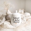 Biały dzbanek porcelanowy 1 litr - napis do dialogu rodzinnego ze złotym sercem dla rodziny na święta Bożego Narodzenia Biały produkt porcelanowy Nadzwyczajnie.pl ze złotym sercem i napisem Dzbanek 1 litr - do dialogu rodzinnego