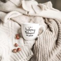 Biały kubek porcelanowy 300 ml - Złote serce i napis najlepszy mężczyzna na świecie na dzień mężczyzny dla mężczyzny Kubek porcelanowy ze złotym sercem Najlepszy mężczyzna na świecie Nadzwyczajnie.pl — widok z boku na białym tle
