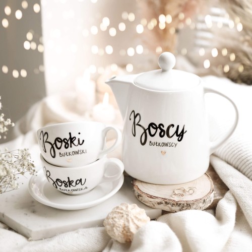 Zestaw Boscy - Dzbanek 1 litr filiżanki 250 ml ze spodkami - Boski i Boska ZŁOTE SERCE