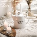 Dzbanek 1 litr - Teściowie idealni ZŁOTE SERCE Biały produkt porcelanowy Nadzwyczajnie.pl ze złotym sercem i napisem Dzbanek 1 litr - Teściowie idealni