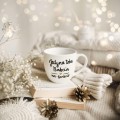 Biały kubek porcelanowy 300 ml - napis jedyna taka babcia na świecie ze złotym sercem dla babci na dzień babci Zbliżenie na złote zdobienie serca na białym kubku porcelanowym Jedyna taka babcia na świecie Nadzwyczajnie.pl
