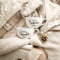 Biała Filiżanka Porcelanowa ze Spodkiem z Personalizacją 250 ml - Motyw Złotego Serca i Napis Kochana Babcia z Imieniem dla Babci na Każdą Okazję Biały filiżanka ze złotym zdobieniem Nadzwyczajnie.pl Biała Filiżanka Porcelanowa ze Spodkiem z Personalizacją 250 ml -