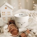 Biały Kubek Porcelanowy 300 ml - Napis Dziadku Dobrze, Że Jesteś na Dzień Dziadka dla Dziadka Biały kubek porcelanowy Nadzwyczajnie.pl ze złotym zdobieniem i napisem Biały Kubek Porcelanowy 300 ml - Napis Dziadku