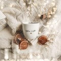 Biały Kubek Porcelanowy 300 ml - Napis Dziadku Dobrze, Że Jesteś na Dzień Dziadka dla Dziadka Biały kubek ze złotym zdobieniem Nadzwyczajnie.pl Biały Kubek Porcelanowy 300 ml - Napis Dziadku Dobrze, Że Jesteś na