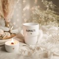 Kubek 300 ml bez ucha - Namaste Zbliżenie na złote zdobienie na białym kubku porcelanowym bez ucha - Namaste Nadzwyczajnie.pl