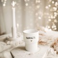 Kubek 300 ml bez ucha - Namaste Biały kubek porcelanowy Nadzwyczajnie.pl ze złotym zdobieniem i napisem bez ucha - Namaste — 300 ml