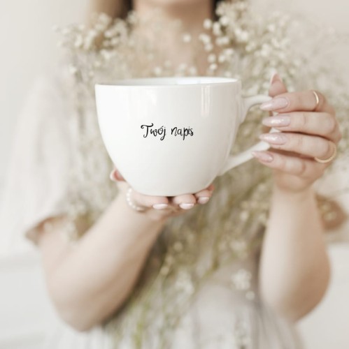 Biały Kubek Porcelanowy z Personalizacją 500 ml - Twój Napis dla Bliskiej Osoby na Każdą Okazję