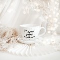 Filiżanka 500 ml ze spodkiem - Mamo jesteś wyjątkowa ZŁOTE SERCE Filiżanka porcelanowa ze złotym sercem ze spodkiem - Mamo jesteś wyjątkowa Nadzwyczajnie.pl — widok z boku na białym tle
