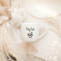 Biały kubek porcelanowy 300 ml - Psy Tul dla miłośników psów na urodziny Biały kubek porcelanowy Nadzwyczajnie.pl ze złotym zdobieniem i napisem Psy Tul — 300 ml