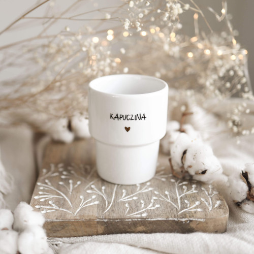 Biały kubek porcelanowy bez ucha 300 ml - motyw kapucziny ze złotym sercem dla miłośniczki kawy na urodziny