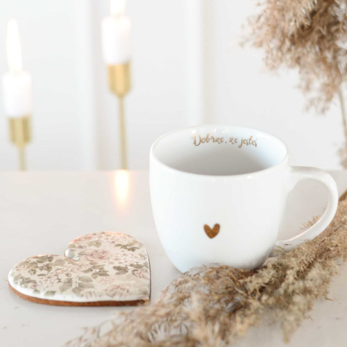 Kompleksowy poradnik po wyborze prezentów na imieniny – poznaj nasze inspiracje! - Porcelana z subtelnym złotym akcentem